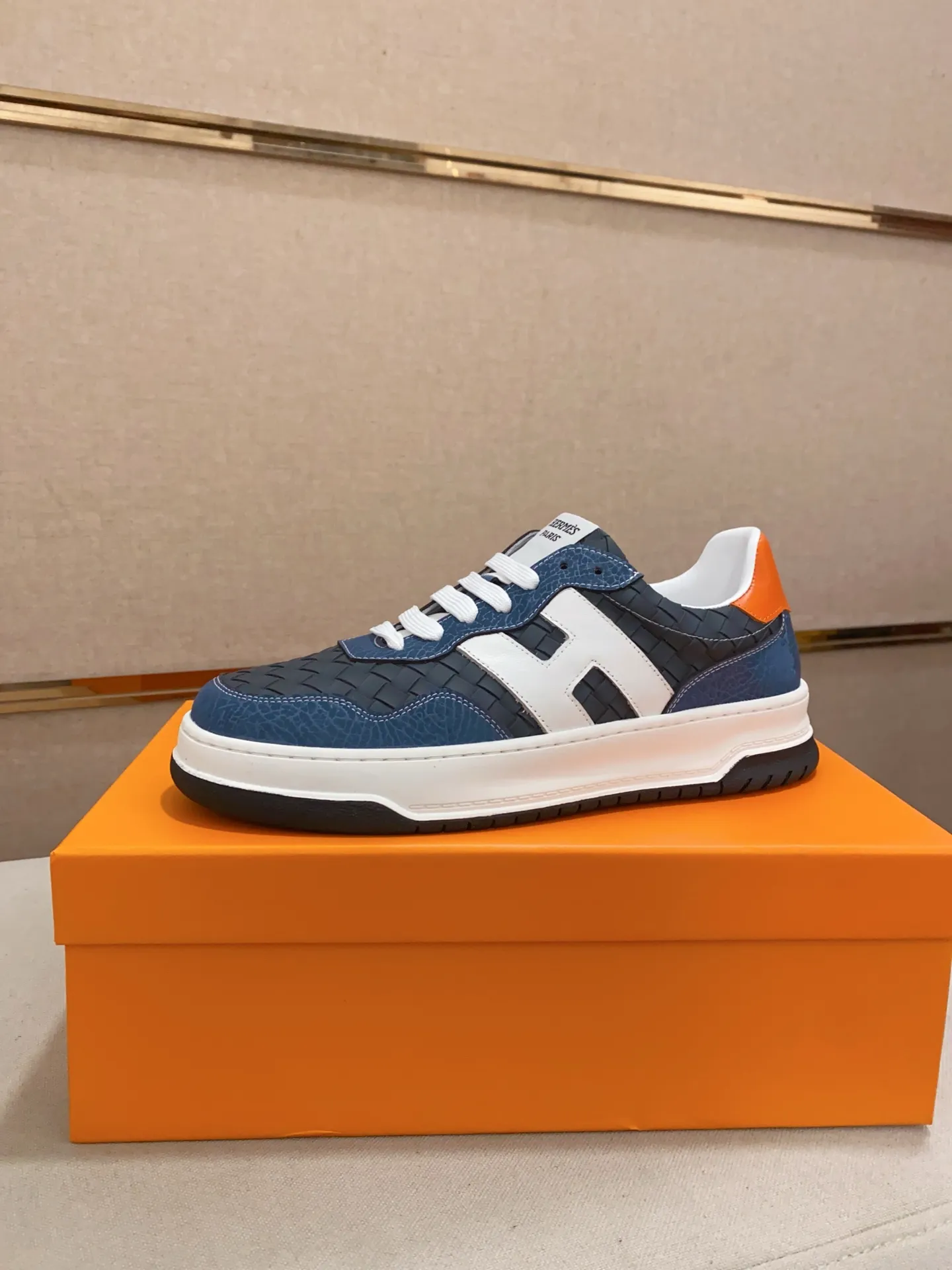 Men's clothing and shoes💰: 400💰《HERMES》【Original order·Version】Hermès; top 🔝purchasing agent🔍🔍men's latest 🇺🇸 counter sales simultaneously, imported from Italy original ▲▲cowhide ▲▲ (highlighting the high End, Nobility, Grade) Exquisite workmanship (Imported water-dyed sheepskin lining from Italy) Sole: Original sole provided by the original factory, ⚠️Exclusive double-layer activity, TPR, molded outsole; super comfortable Code number: 38-44